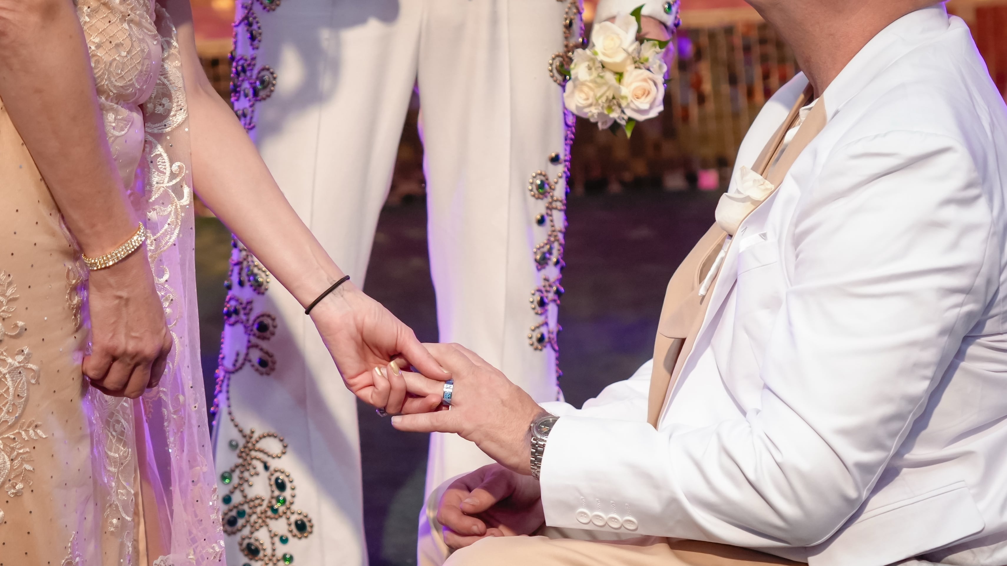 Widow Seeks Help Finding Wedding Ring Lost in Las Vegas